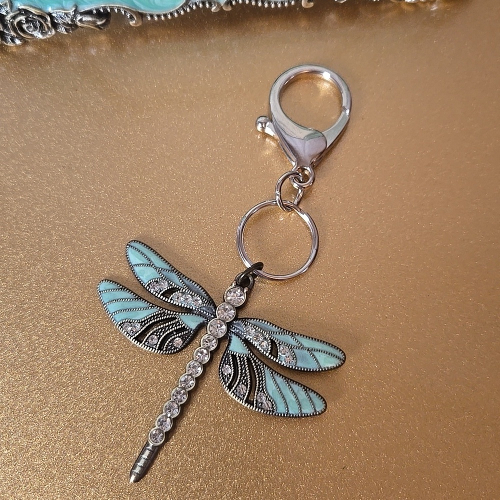 Hand Crafted 💓 Dragonfly Keychain Charm